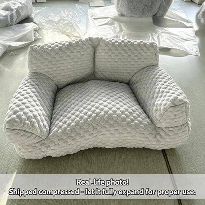Cooling Ice Bead Pet Sofa, Featuring 22℃ Cooling Fabric with Massage Bumps, Wear‑Resistant & Breathable, It Serves as a Cool Resting Spot for Small‑To‑Medium Dogs and Cats.